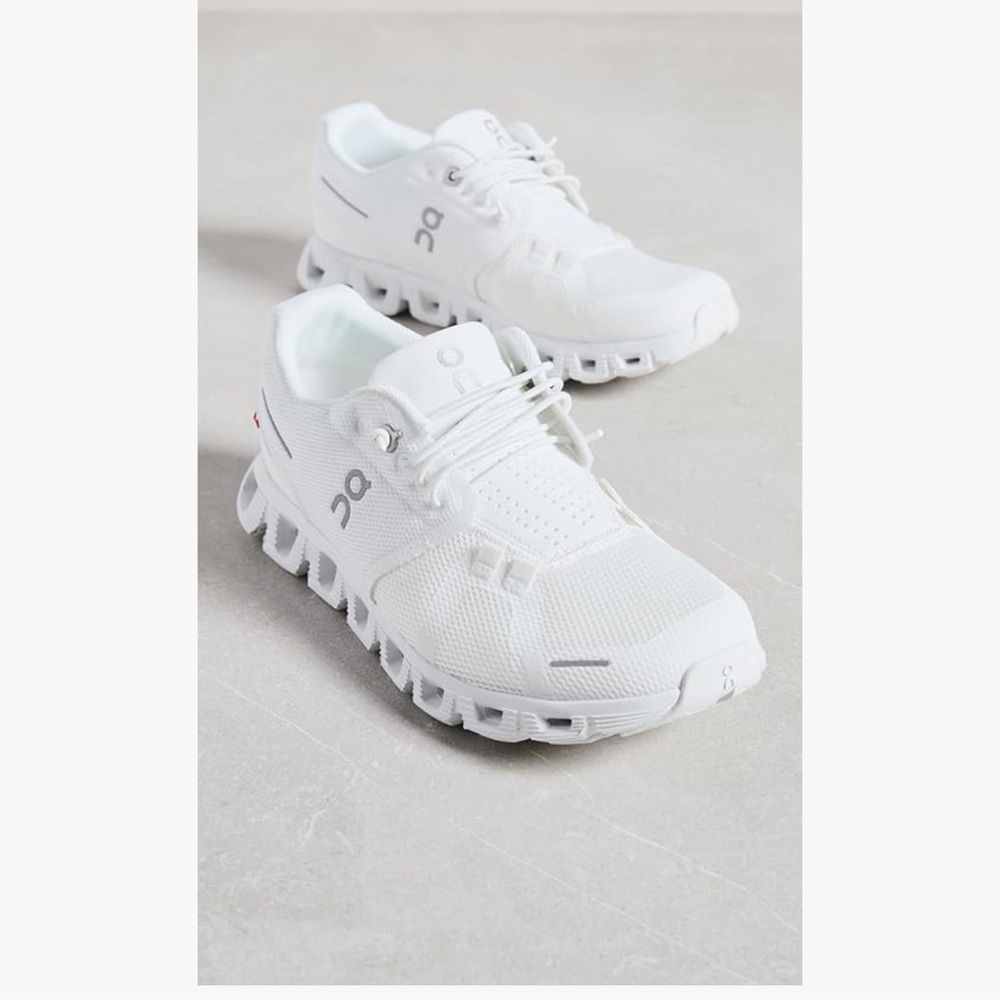 On Running Cloud 5 White Athletic Shoes Women